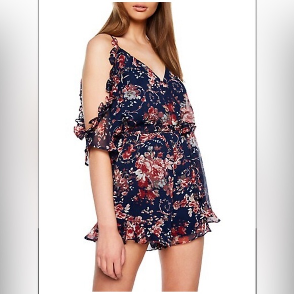 Bardot Floral Romper (navy / floral) - Picture 2 of 4